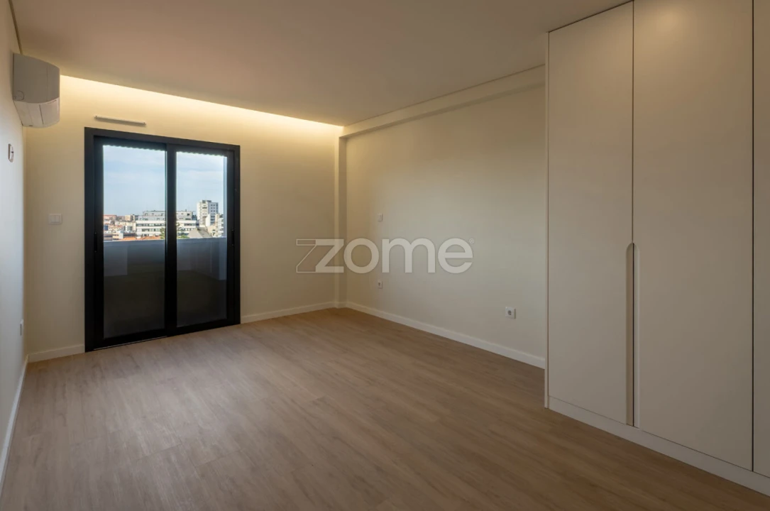 Apartamento T3 para Venda em Santa Marinha e São Pedro da Afurada Foto 10