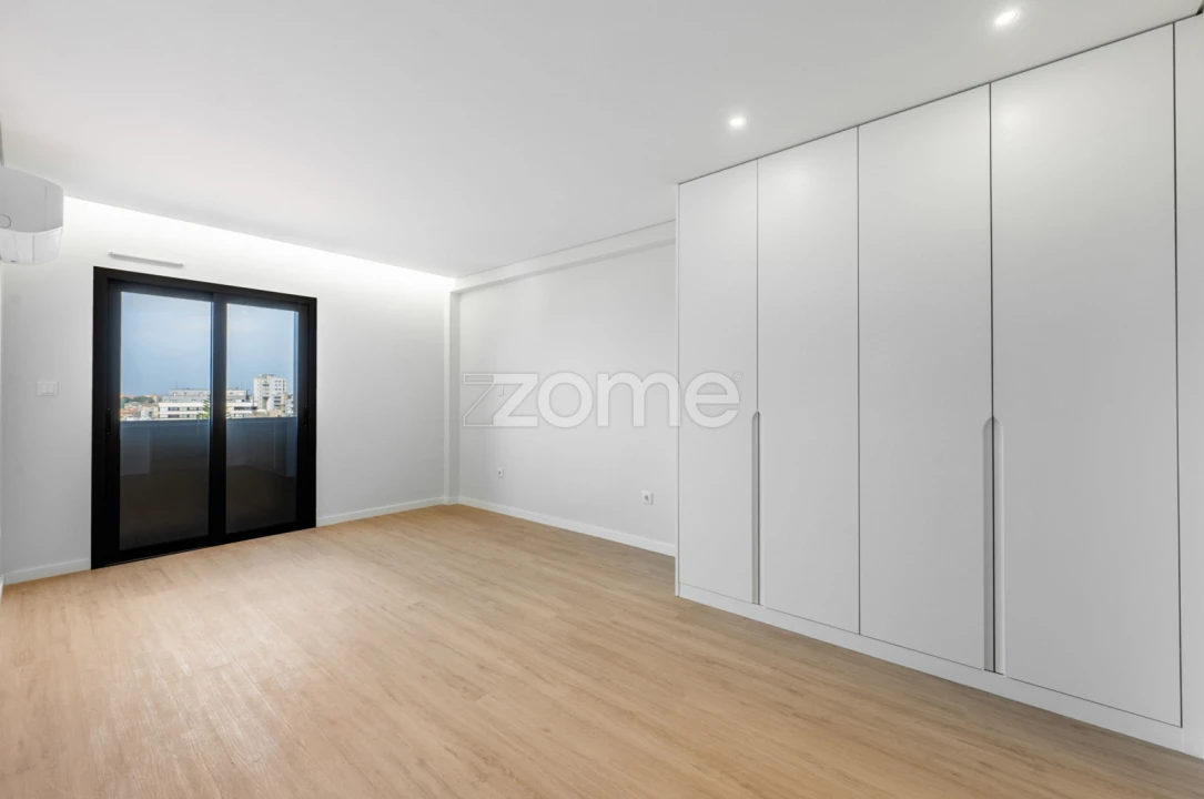 Apartamento T3 para Venda em Santa Marinha e São Pedro da Afurada Foto 17