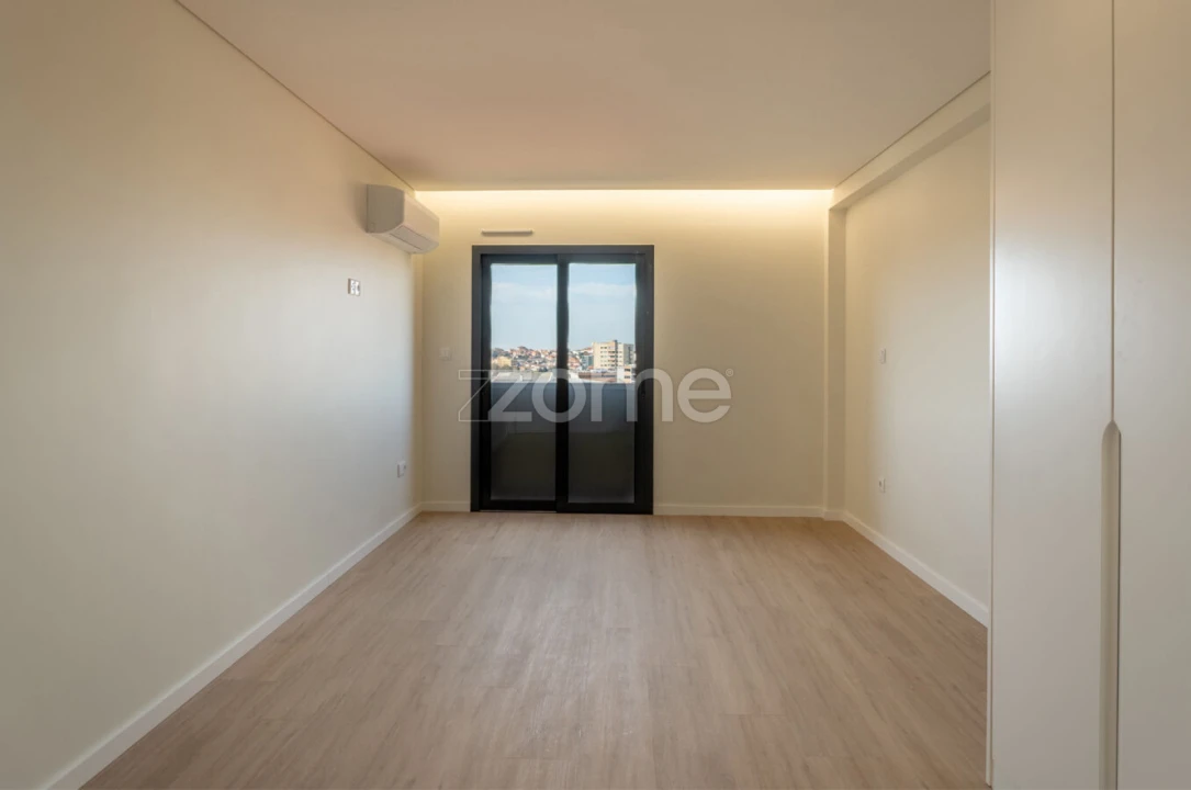 Apartamento T3 para Venda em Santa Marinha e São Pedro da Afurada Foto 14