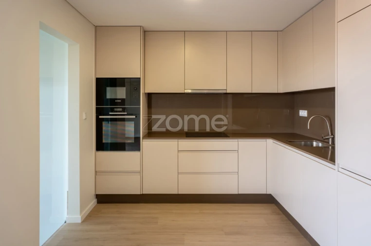Apartamento T3 para Venda em Santa Marinha e São Pedro da Afurada Foto 4