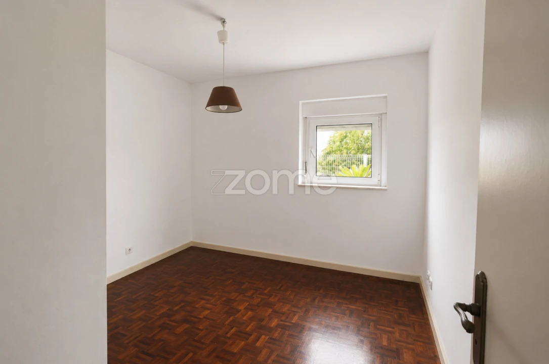 Moradia T4 para Venda em Gulpilhares e Valadares Foto 34