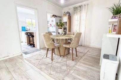 Moradia T3 para Venda em Santo Antonio