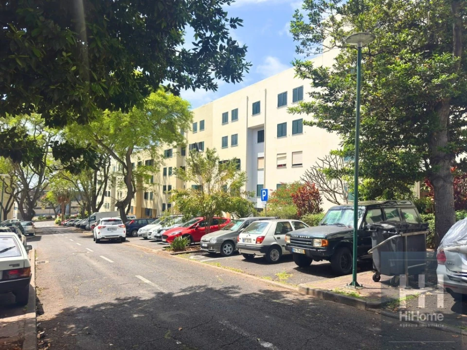 Apartamento T2 para Venda em São Martinho Foto 8
