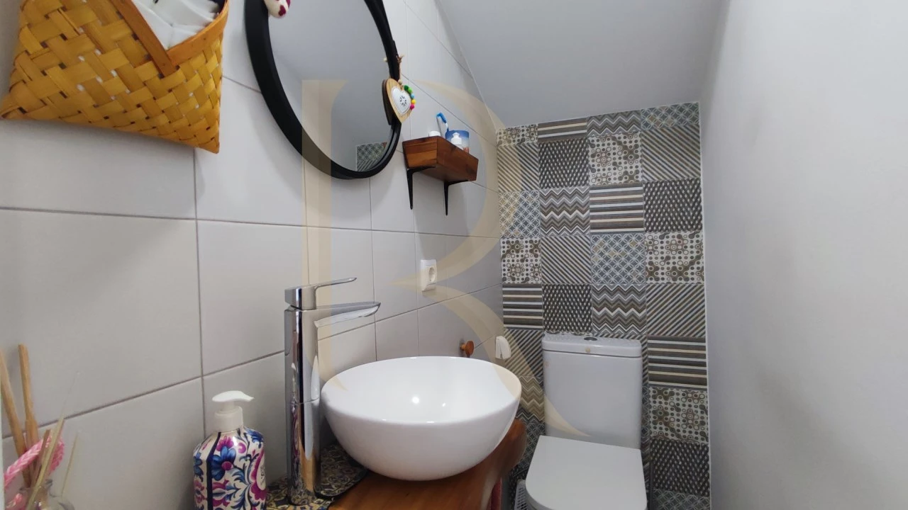Moradia T3 para Venda em Laranjeiro e Feijó Foto 16