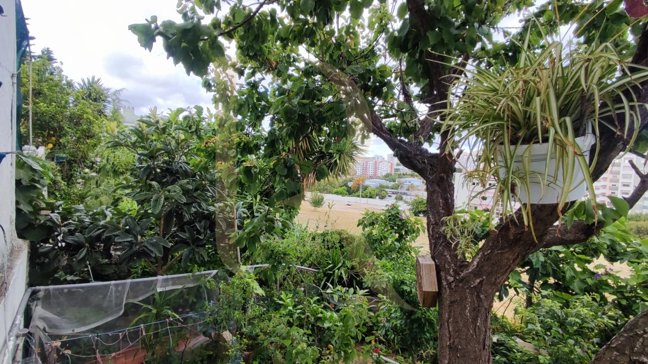 Moradia T3 para Venda em Laranjeiro e Feijó Foto 45