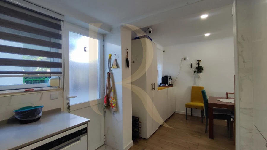 Moradia T3 para Venda em Laranjeiro e Feijó Foto 14