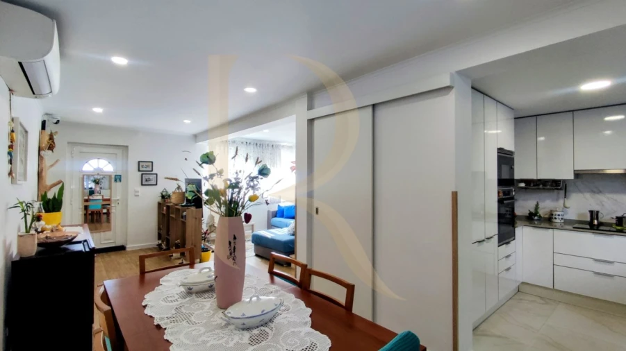 Moradia T3 para Venda em Laranjeiro e Feijó Foto 15
