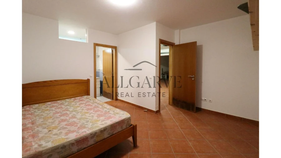 Moradia T3 para Venda em Alvor Foto 36