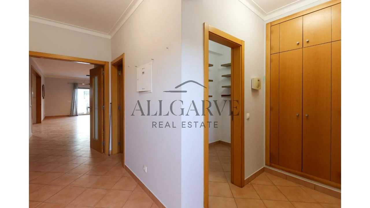 Moradia T3 para Venda em Alvor Foto 6