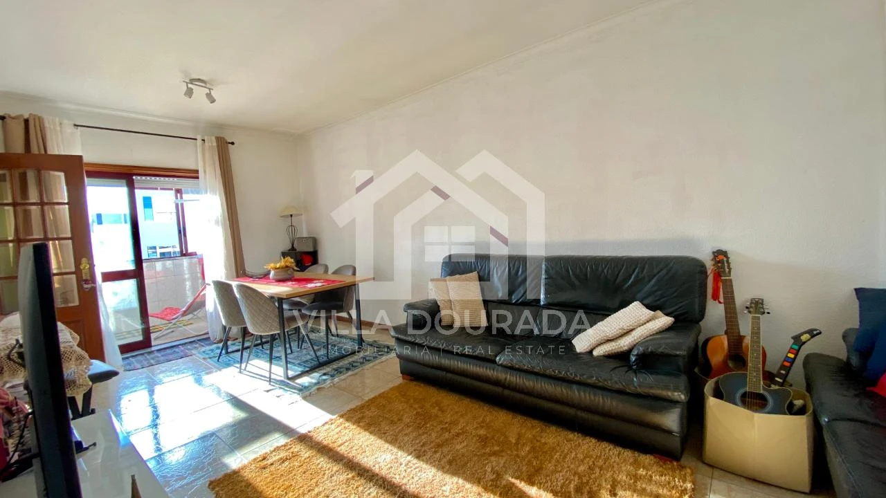 Apartamento T2 para Venda em Cidade da Maia Foto 1