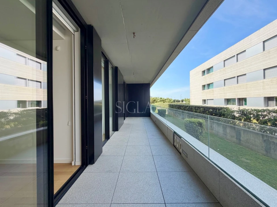 Apartamento T2 para Arrendamento em Canidelo Foto 8