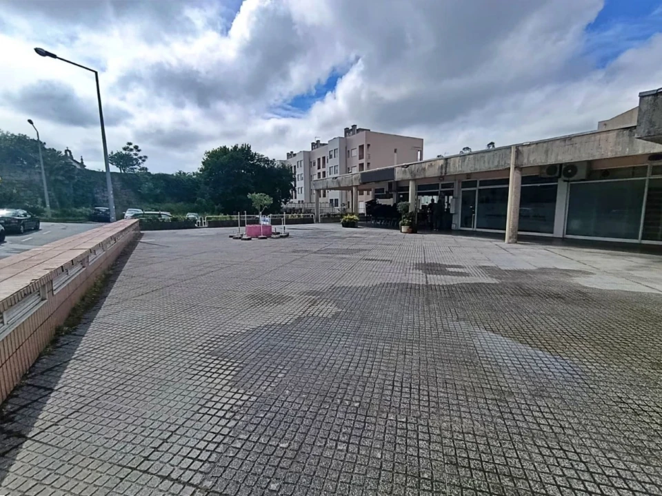 Loja para Arrendamento em Aguas Santas Foto 4