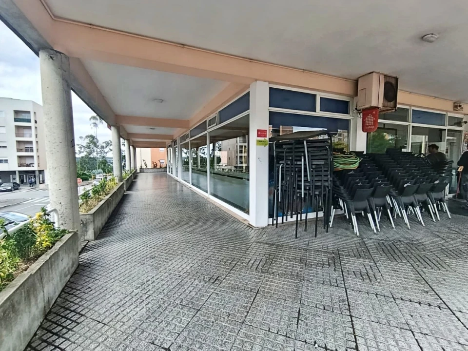 Loja para Arrendamento em Aguas Santas Foto 10
