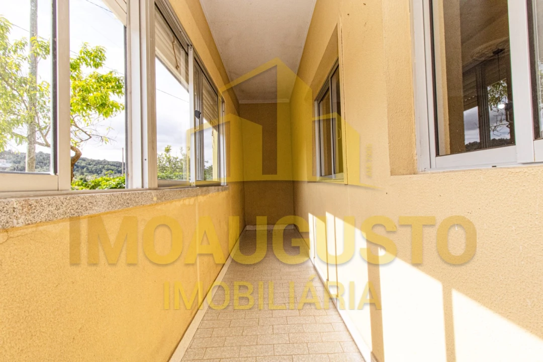 Moradia T2 para Venda em Vila Franca das Naves e Feital Foto 12
