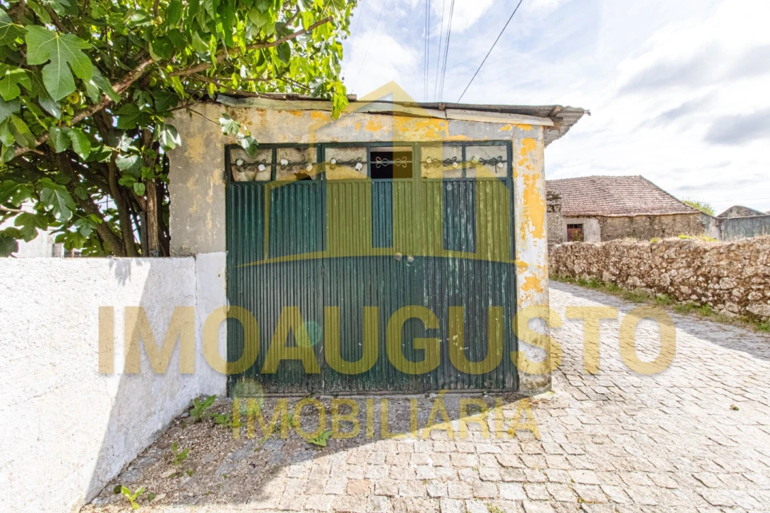 Moradia T2 para Venda em Vila Franca das Naves e Feital Foto 23