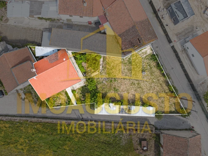 Moradia T2 para Venda em Vila Franca das Naves e Feital Foto 2