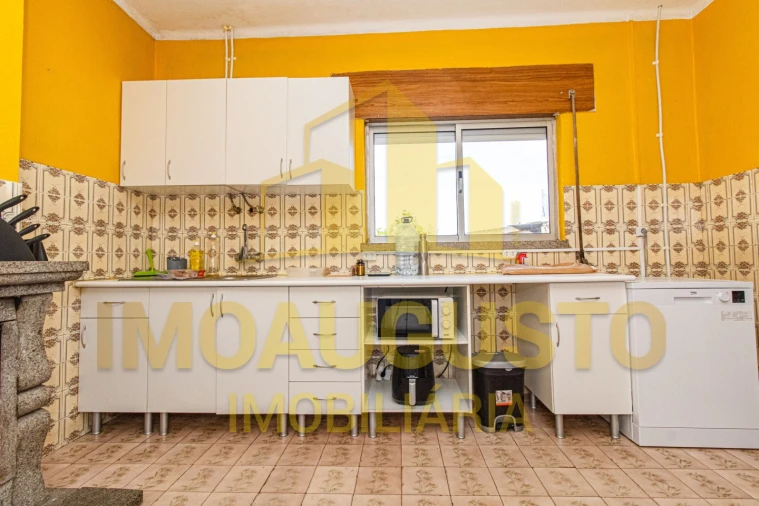 Moradia T2 para Venda em Vila Franca das Naves e Feital Foto 6