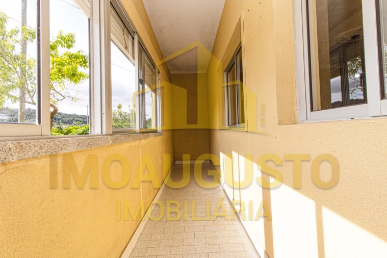 Moradia T2 para Venda em Vila Franca das Naves e Feital Foto 12