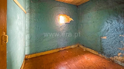 Moradia T2 para Venda em Gestaço