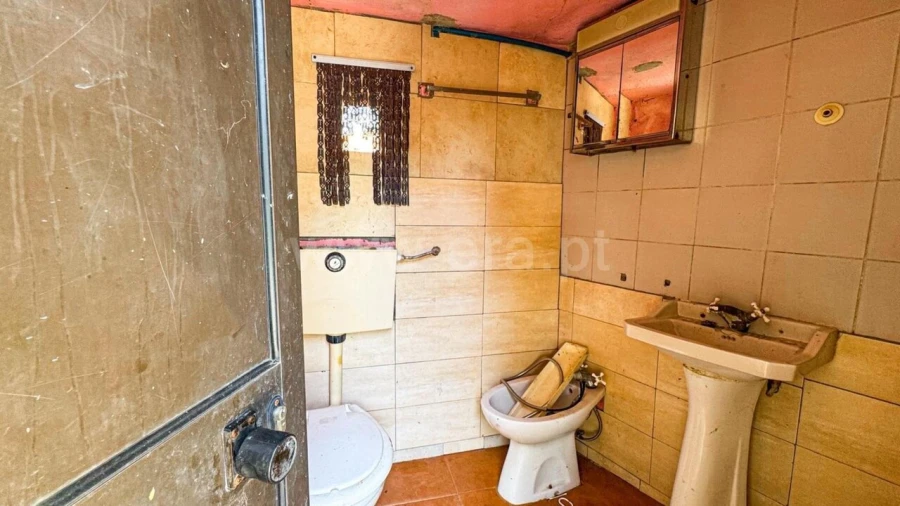 Moradia T2 para Venda em Gestaço Foto 10