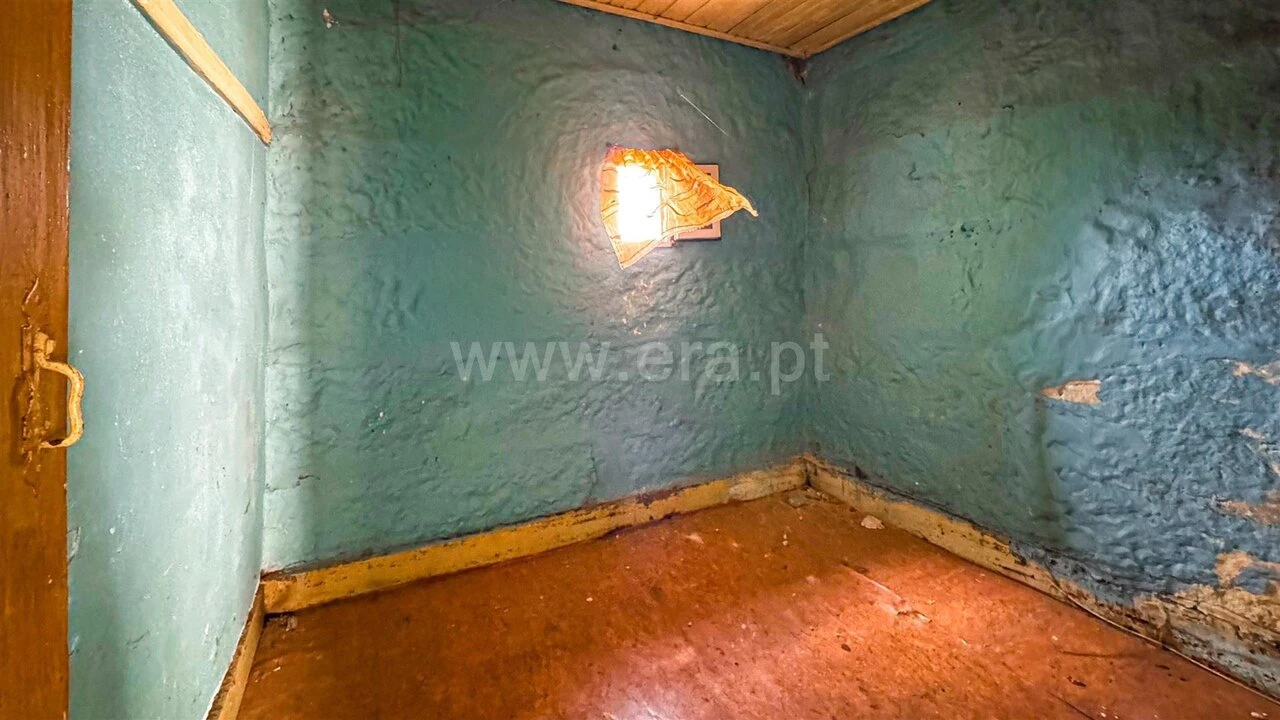 Moradia T2 para Venda em Gestaço Foto 7
