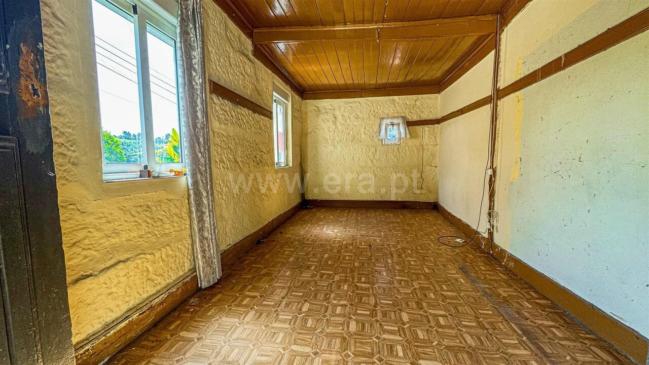 Moradia T2 para Venda em Gestaço Foto 4