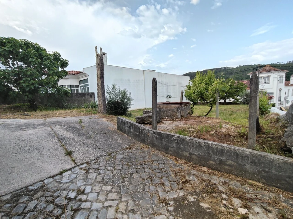 Moradia T5 para Venda em Chão de Couce Foto 44