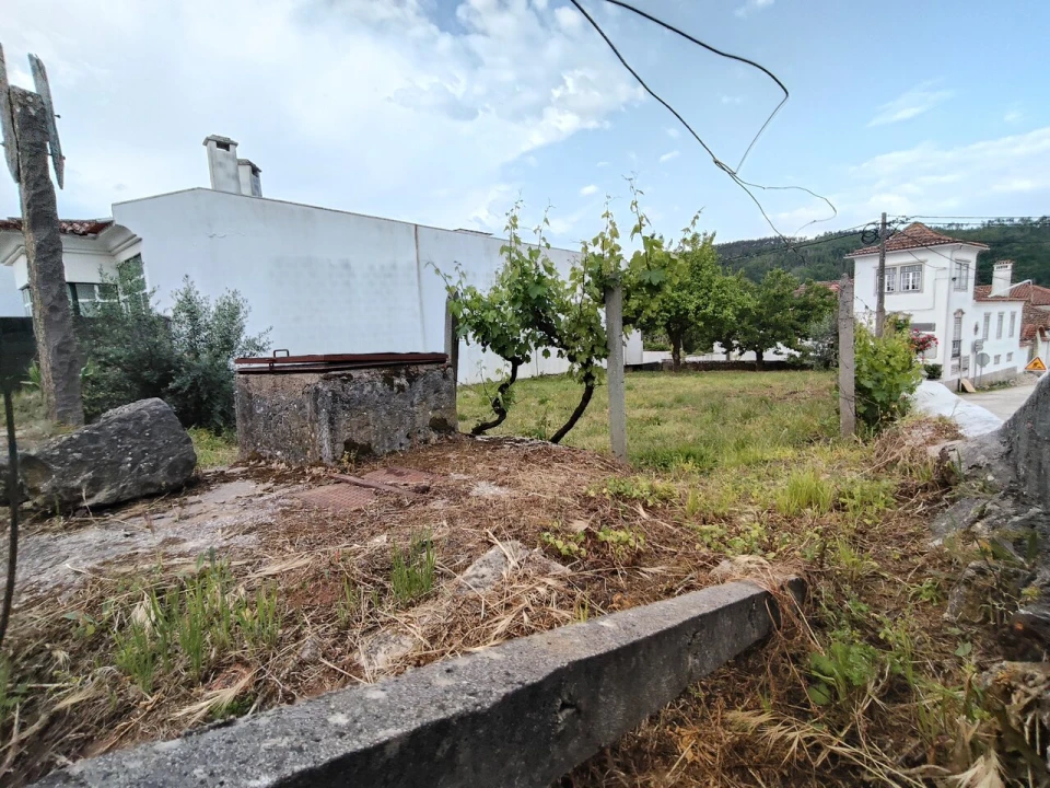 Moradia T5 para Venda em Chão de Couce Foto 49