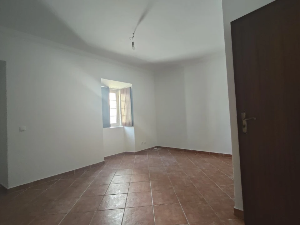 Moradia T5 para Venda em Chão de Couce Foto 7