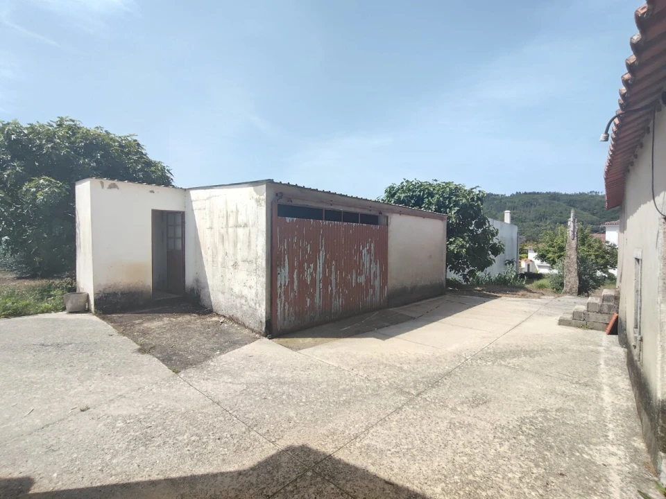 Moradia T5 para Venda em Chão de Couce Foto 41