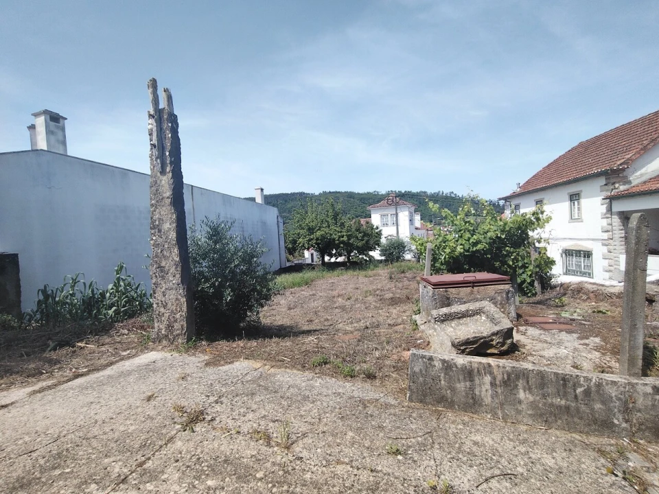 Moradia T5 para Venda em Chão de Couce Foto 46