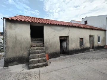 Moradia T5 para Venda em Chão de Couce