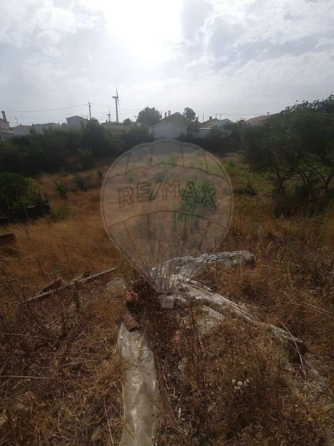 Terreno para Venda em Carvoeira e Carmões