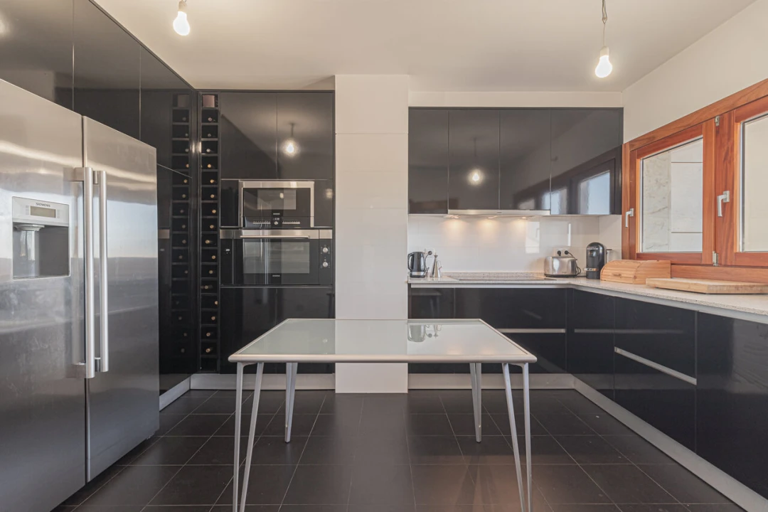 Apartamento T5 para Venda em Ajuda Foto 11
