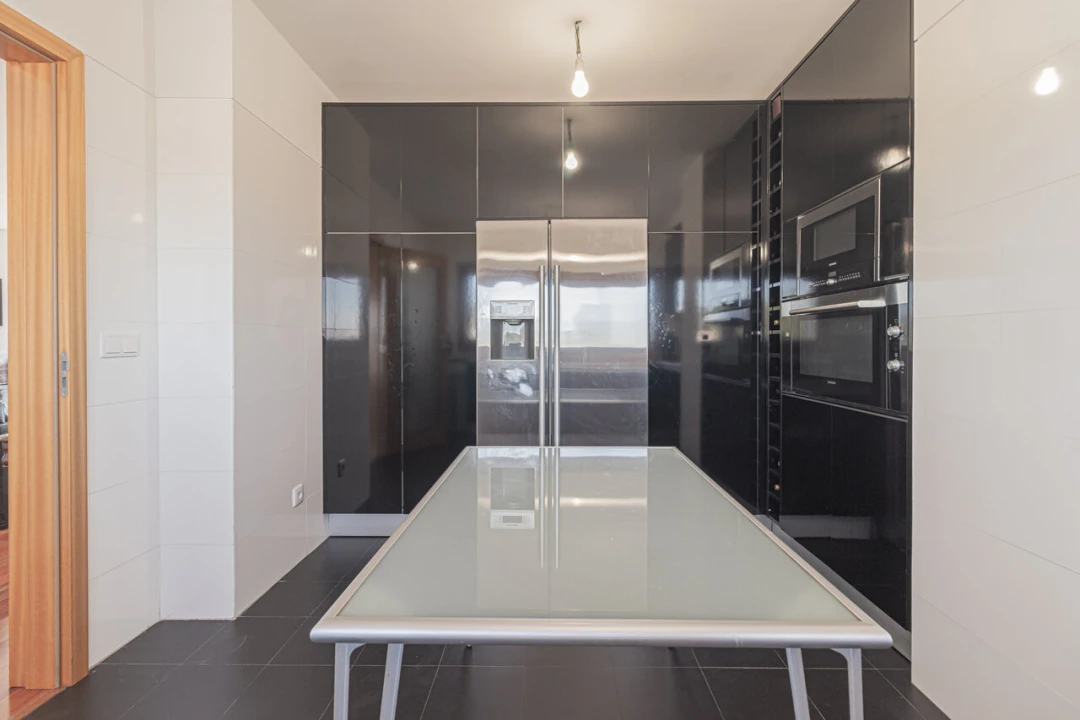 Apartamento T5 para Venda em Ajuda Foto 13
