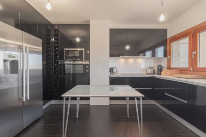 Apartamento T5 para Venda em Ajuda
