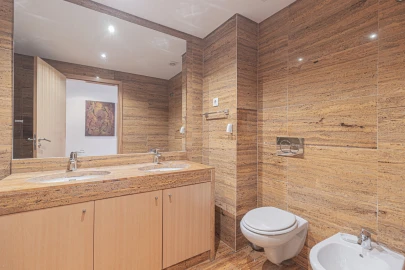 Apartamento T5 para Venda em Ajuda