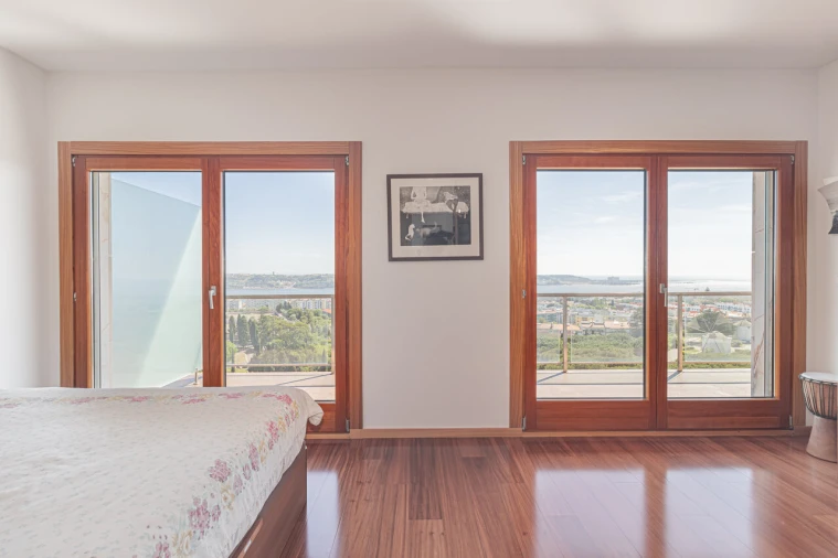 Apartamento T5 para Venda em Ajuda Foto 21