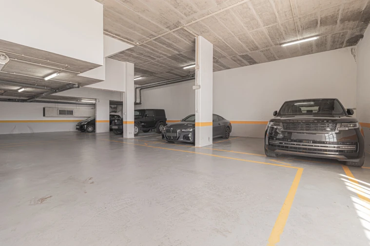 Apartamento T5 para Venda em Ajuda Foto 33
