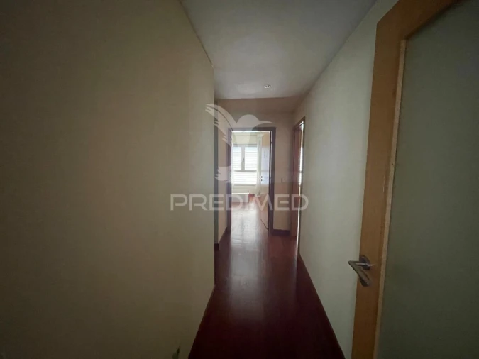 Apartamento T3 para Venda em Ramalde Foto 11