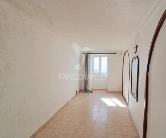 Moradia T4 para Venda em Angra (São Pedro)