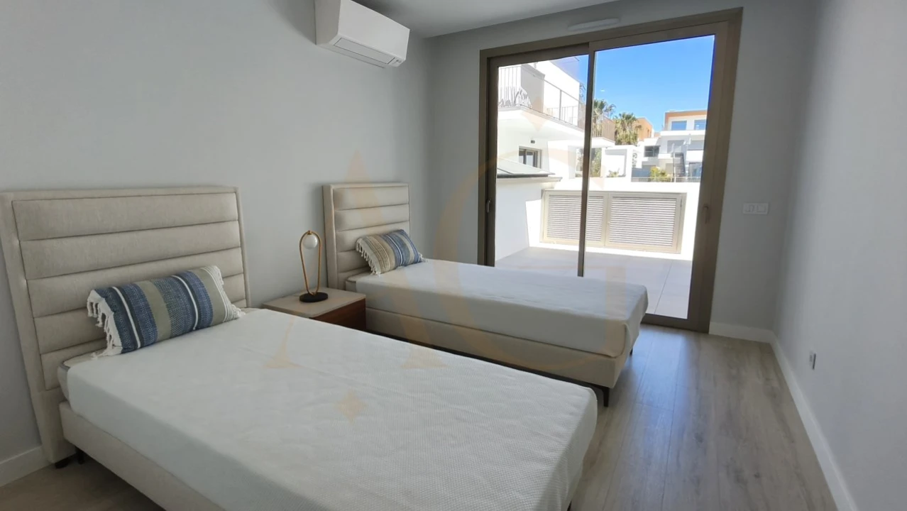 Apartamento T2 para Venda em Conceição e Cabanas de Tavira Foto 11
