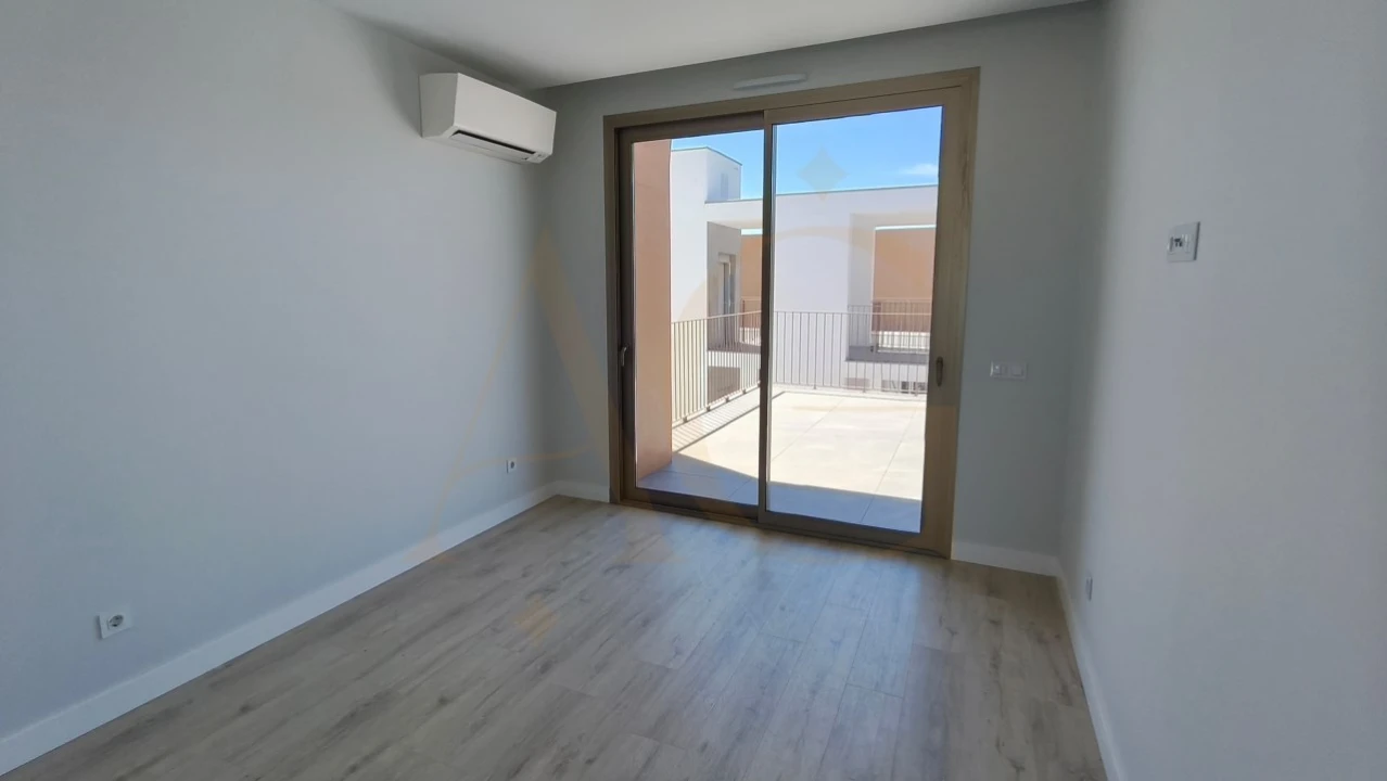 Apartamento T2 para Venda em Conceição e Cabanas de Tavira Foto 27