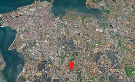Terreno para Venda em Santo Antonio da Charneca