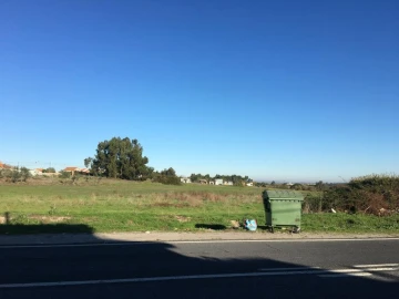 Terreno para Venda em Santo Antonio da Charneca