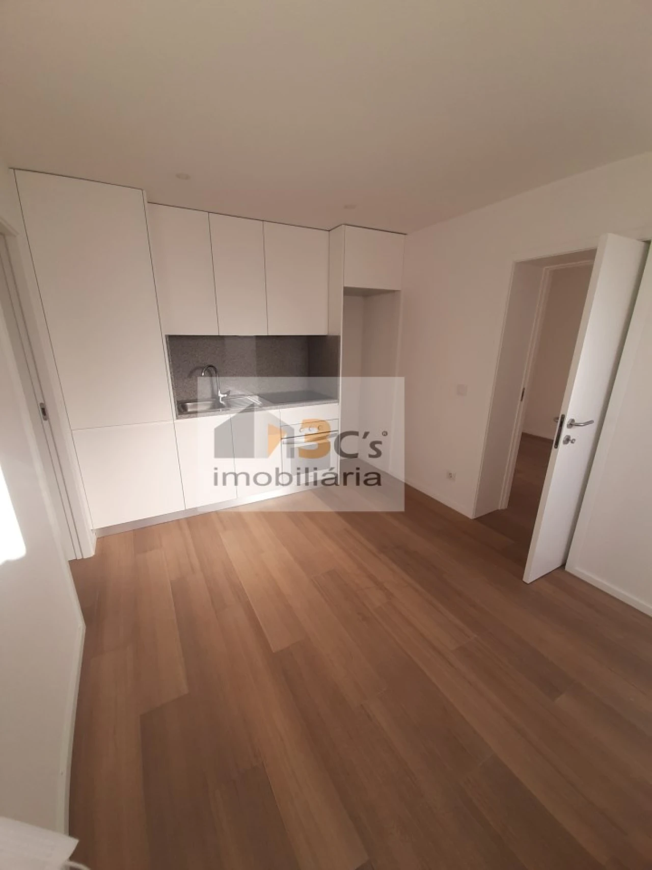 Moradia T1 para Arrendamento em Ramalde Foto 6