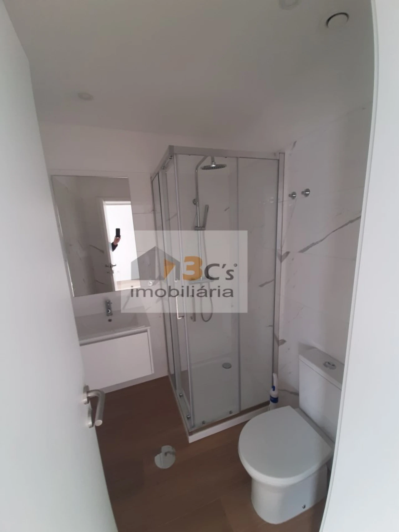 Moradia T1 para Arrendamento em Ramalde Foto 13