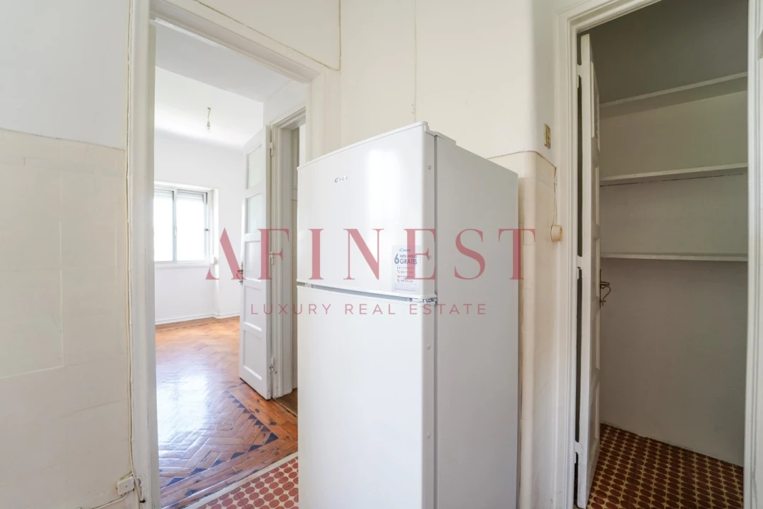 Apartamento T3 para Arrendamento em Lumiar Foto 10