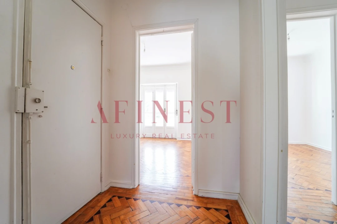 Apartamento T3 para Arrendamento em Lumiar Foto 13