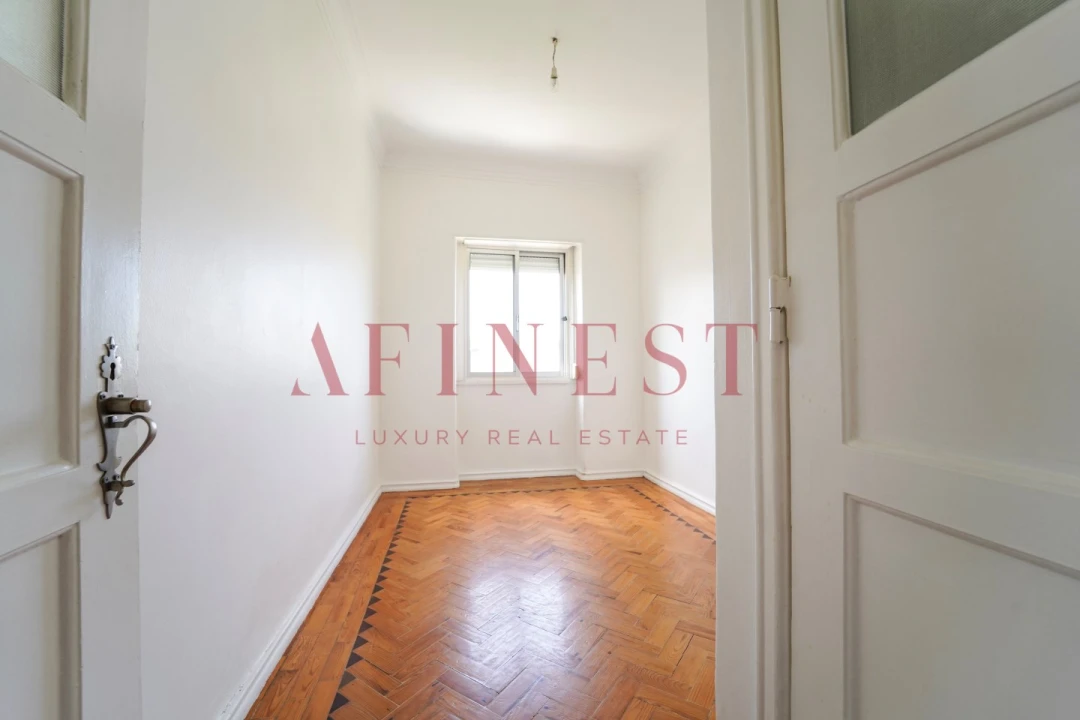 Apartamento T3 para Arrendamento em Lumiar Foto 18